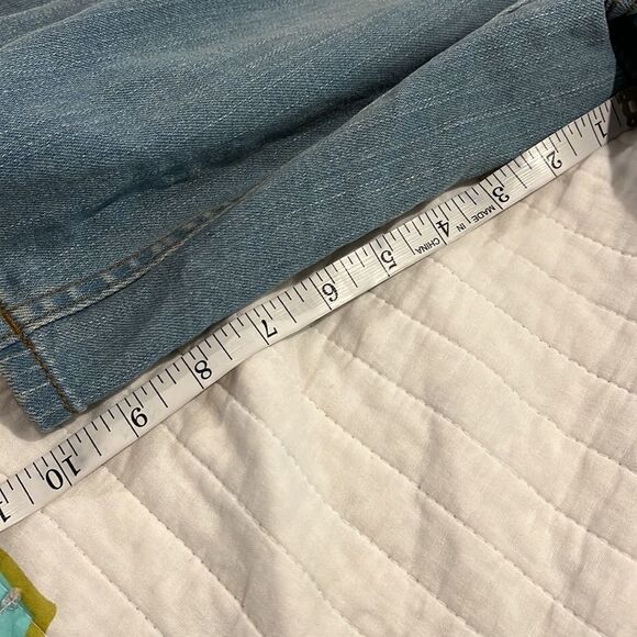 D & Co Denim + Company light wash jean shorts size 12 - Picture 6 of 9